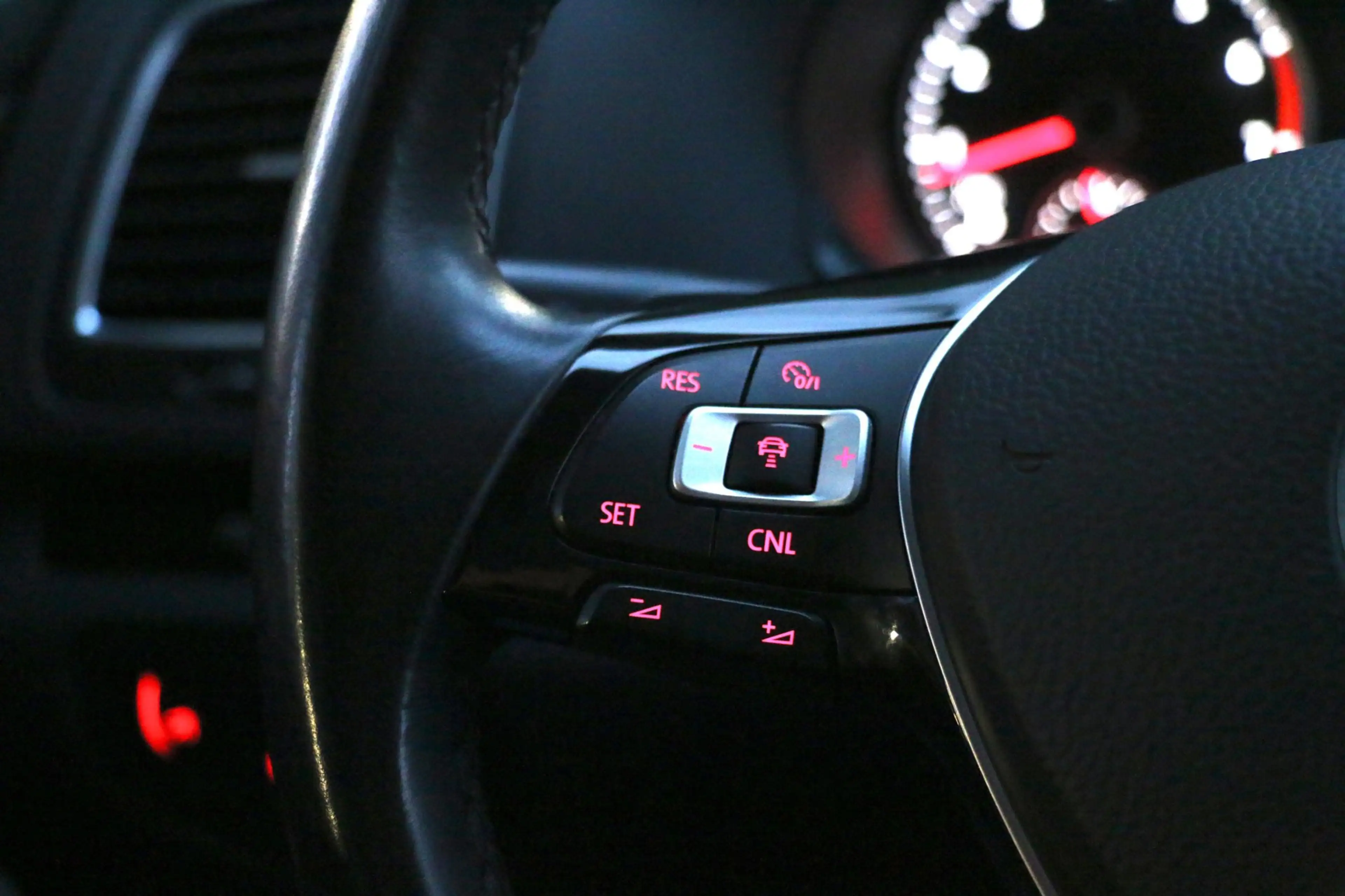 Volkswagen Sharan 1.4 TSI Highline 7-persoons Fully Loaded alle dank — photo 38