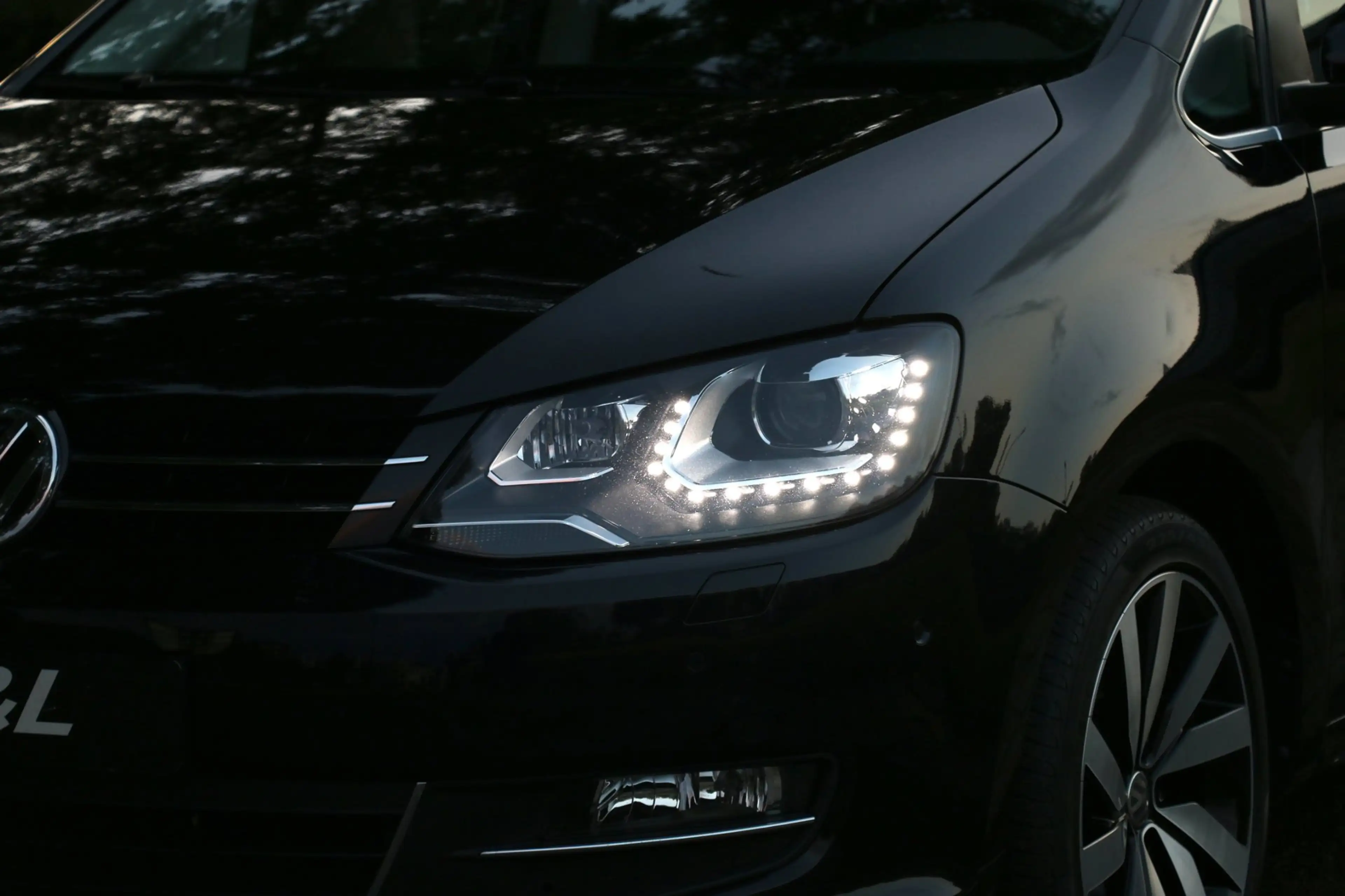 Volkswagen Sharan 1.4 TSI Highline 7-persoons Fully Loaded alle dank — photo 48