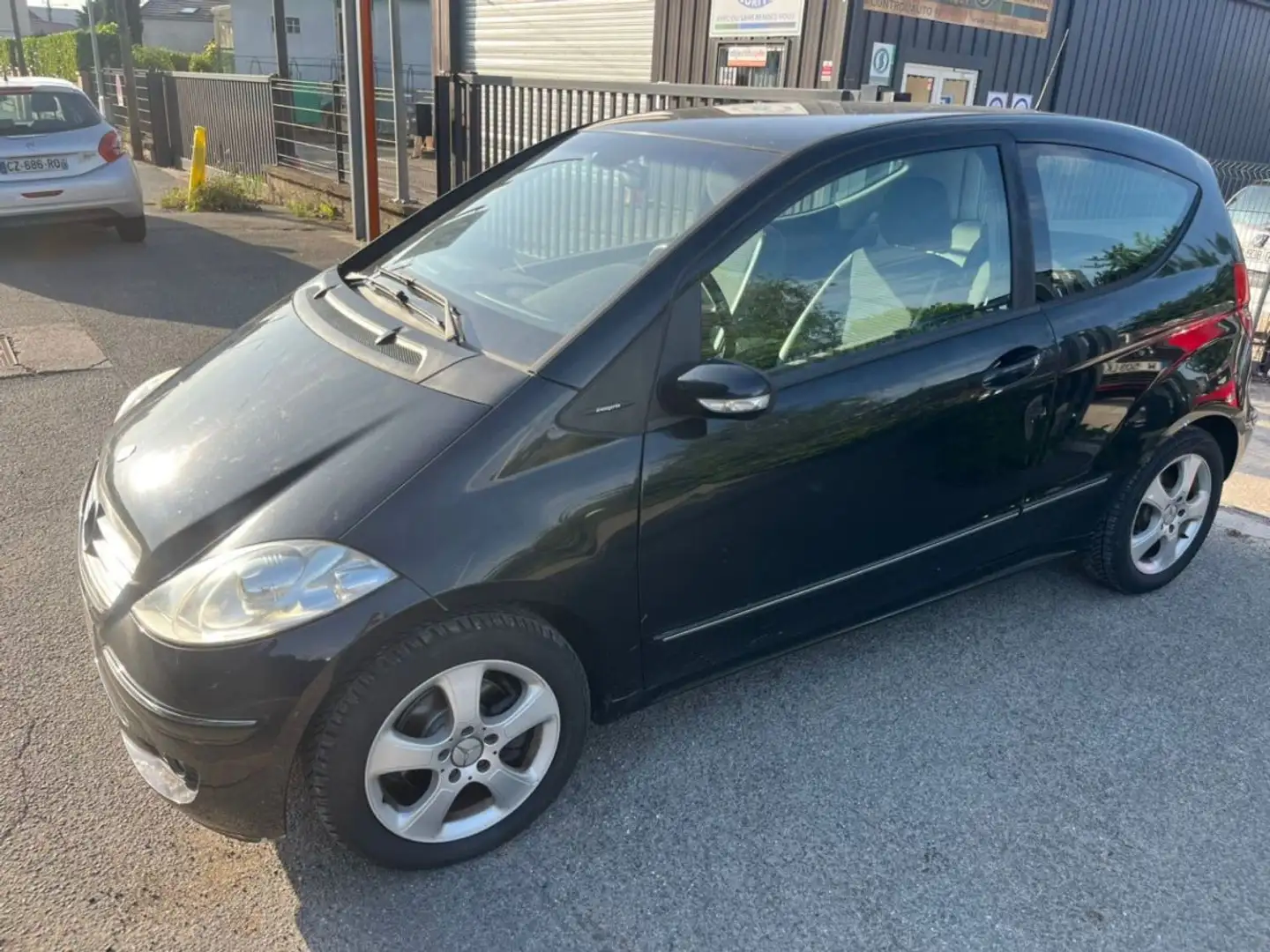 Mercedes-Benz A 160 2.0 A160 82CH CDI Avantgarde CVT - 2