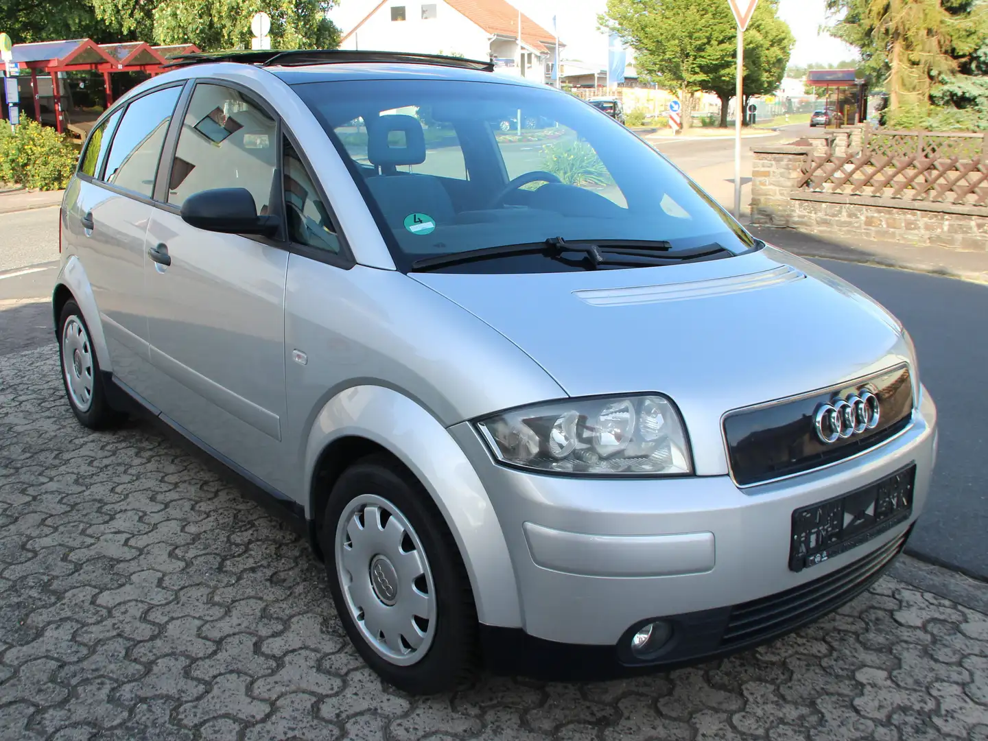 Audi A2 1.4 Grau - 1