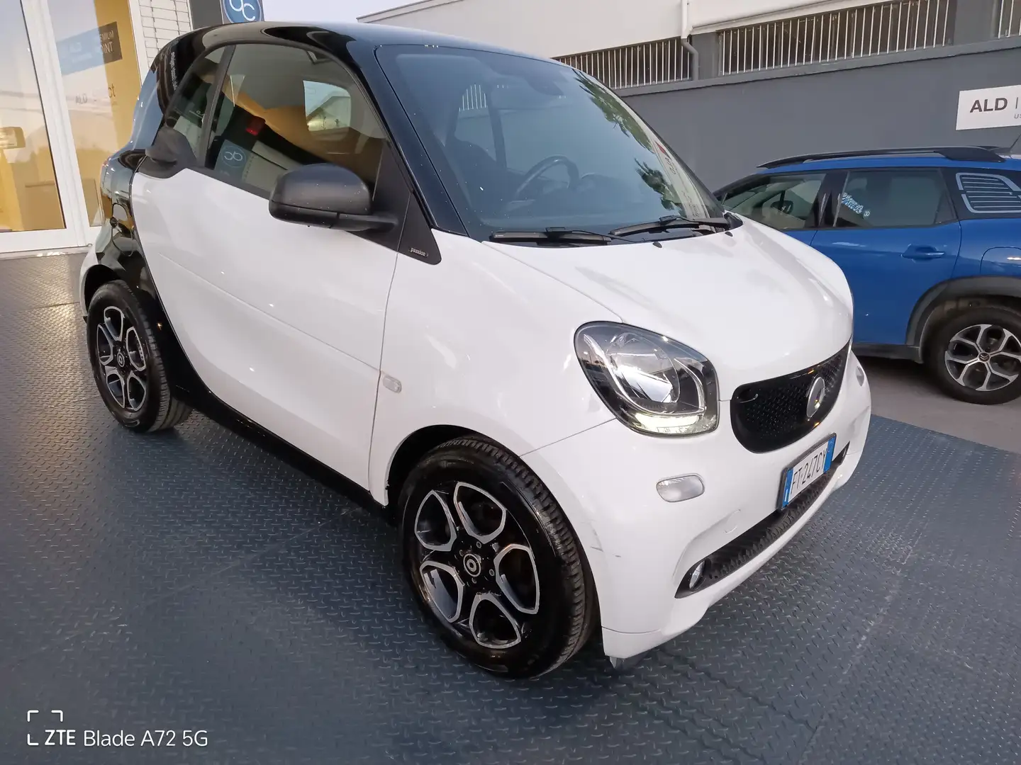 smart forTwo Fortwo 1.0 Passion 71cv twinamic my18 Blanco - 2