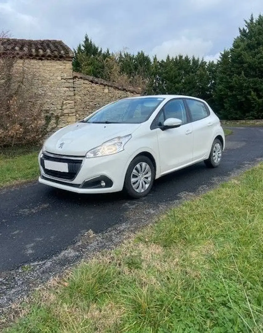 Peugeot 208 affaire premium packk bhdi 100cv Blanc - 1