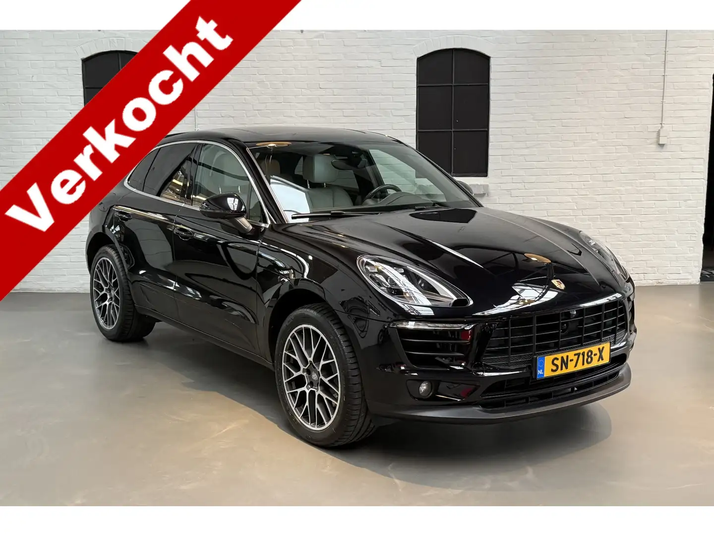 Porsche Macan 2.0 Turbo LUCHTVERING / PANO / ADAP. CRUISE / BOSE Schwarz - 1