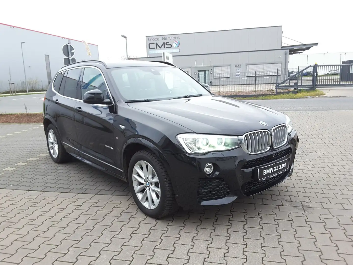BMW X3 30d,xDrive,Navi,Leder,HUD,M-Sport,Alu,PGD,RFK Noir - 2