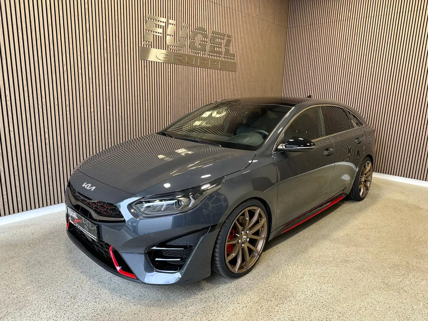 Kia ProCeed / pro_cee'd 1.6 T-GDI DCT GT Pano|ACC|JBL|Navi Grau - 2