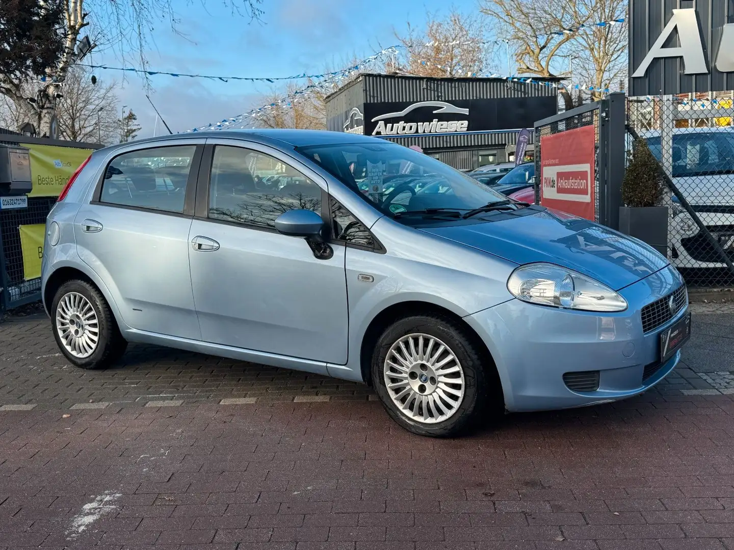 Fiat Grande Punto 1.2*Klima*Allwetter*TÜV 03/2026 Blau - 1