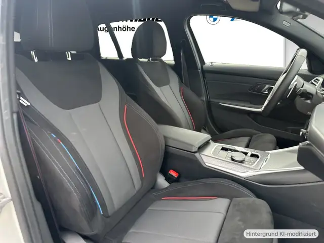 BMW 3 Series view 6