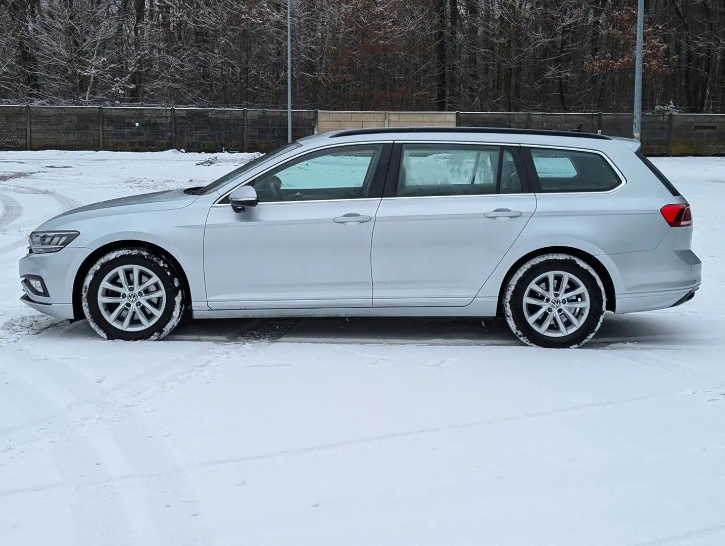 Volkswagen Passat Variant Business ACC/Kamera/AHK Argent - 2
