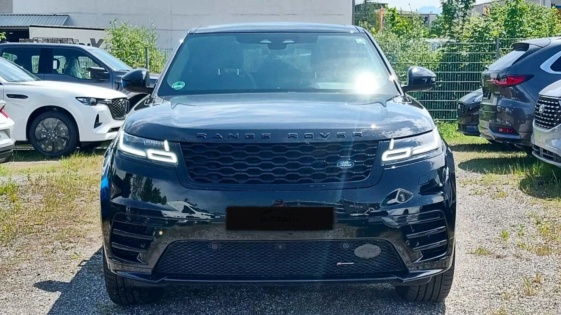 Land Rover Range Rover Velar R-DYNAMIC S RFKMRA+P-DACH+AHKP Noir - 2