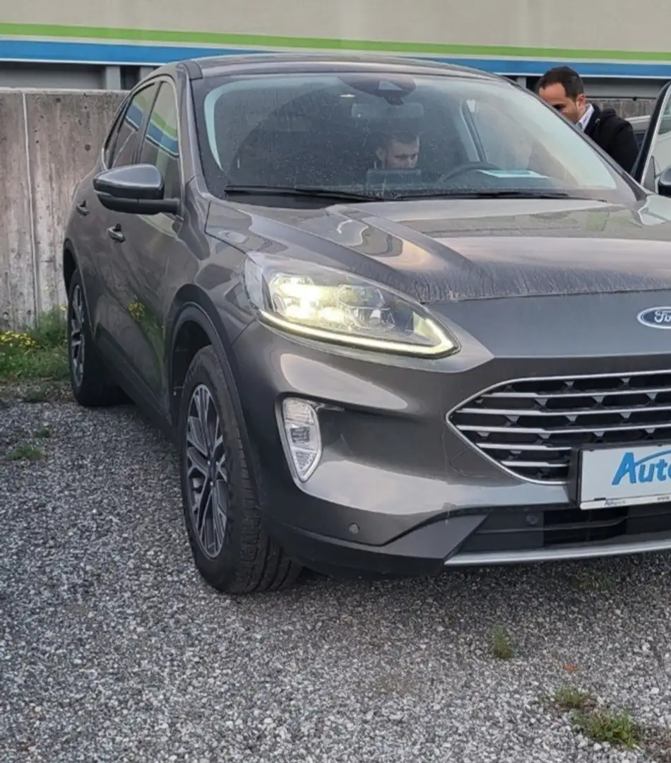 Ford Kuga Titanium X Plug in Hybrid - 1