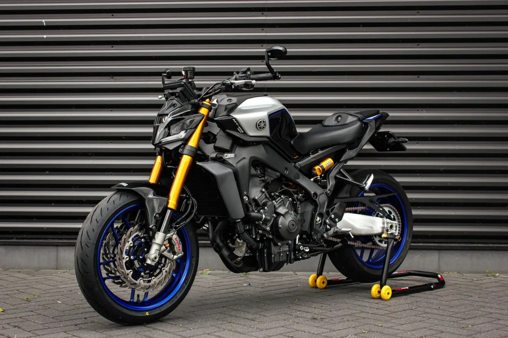 Yamaha MT-09 Tour SP ABS 119PK 2025 / 906KM / DEMO / COMPLETE D Grijs - 1