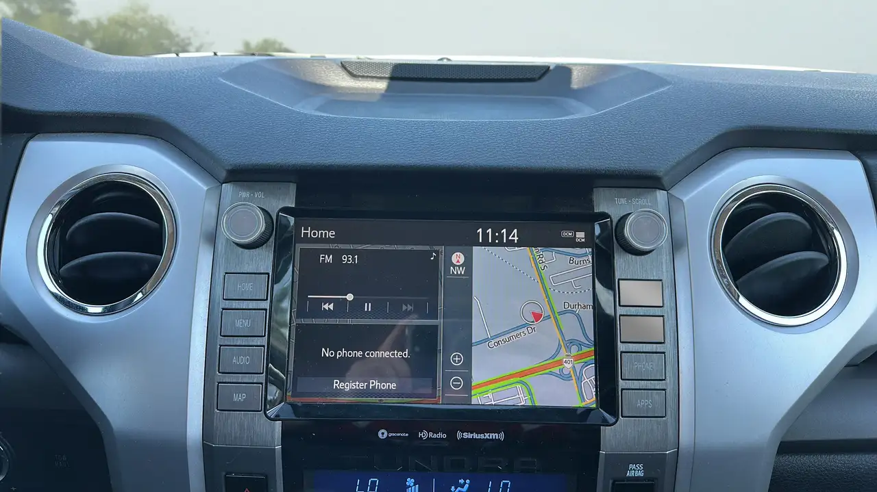 Toyota Tundra снимка Toyota Tundra