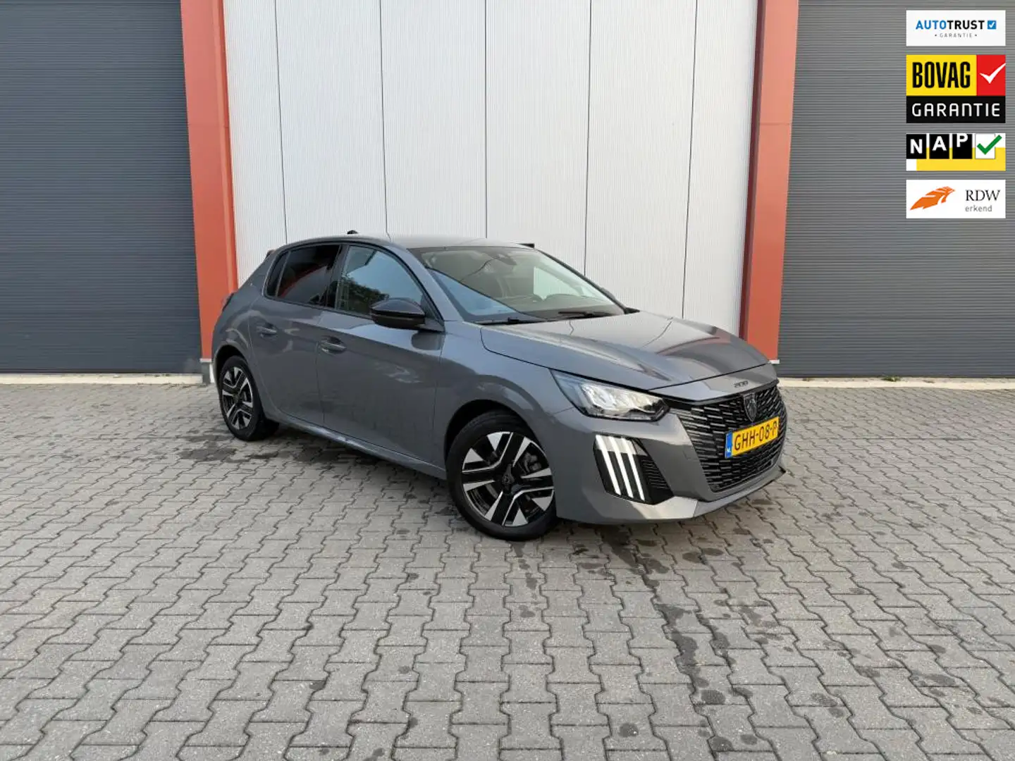 Peugeot 208 1.2 PureTech 100 Allure Gris - 1