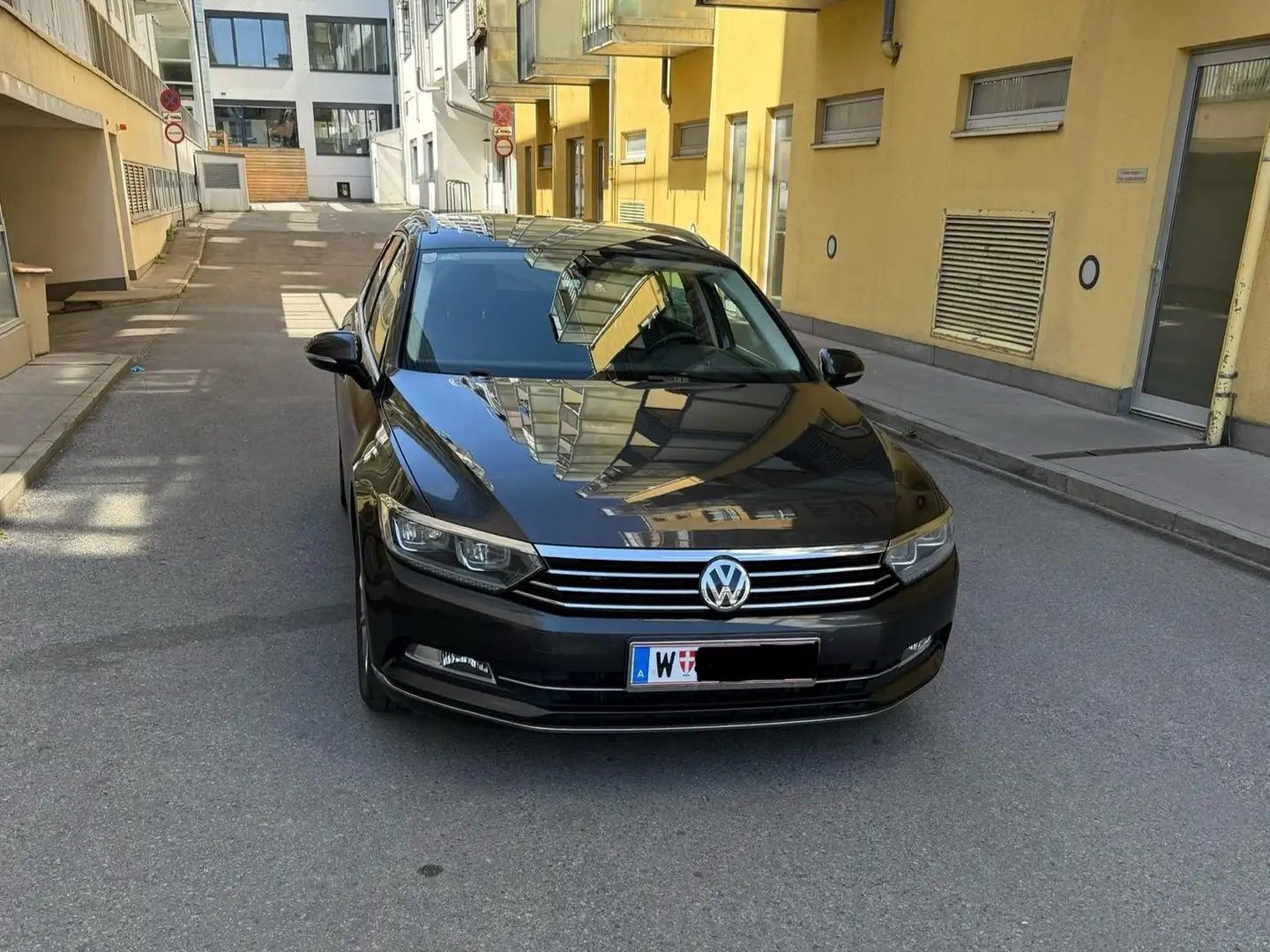 Volkswagen Passat Passat Variant HL 2.0 TDI DSG Grau - 1
