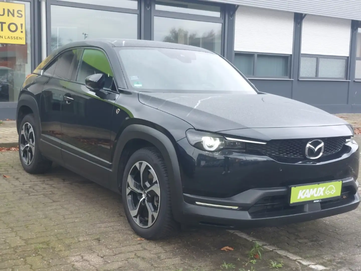 Mazda MX-30 0.8e-SKYACTIV Aut.Makoto R-EV+LED+PANO+PDC Noir - 1