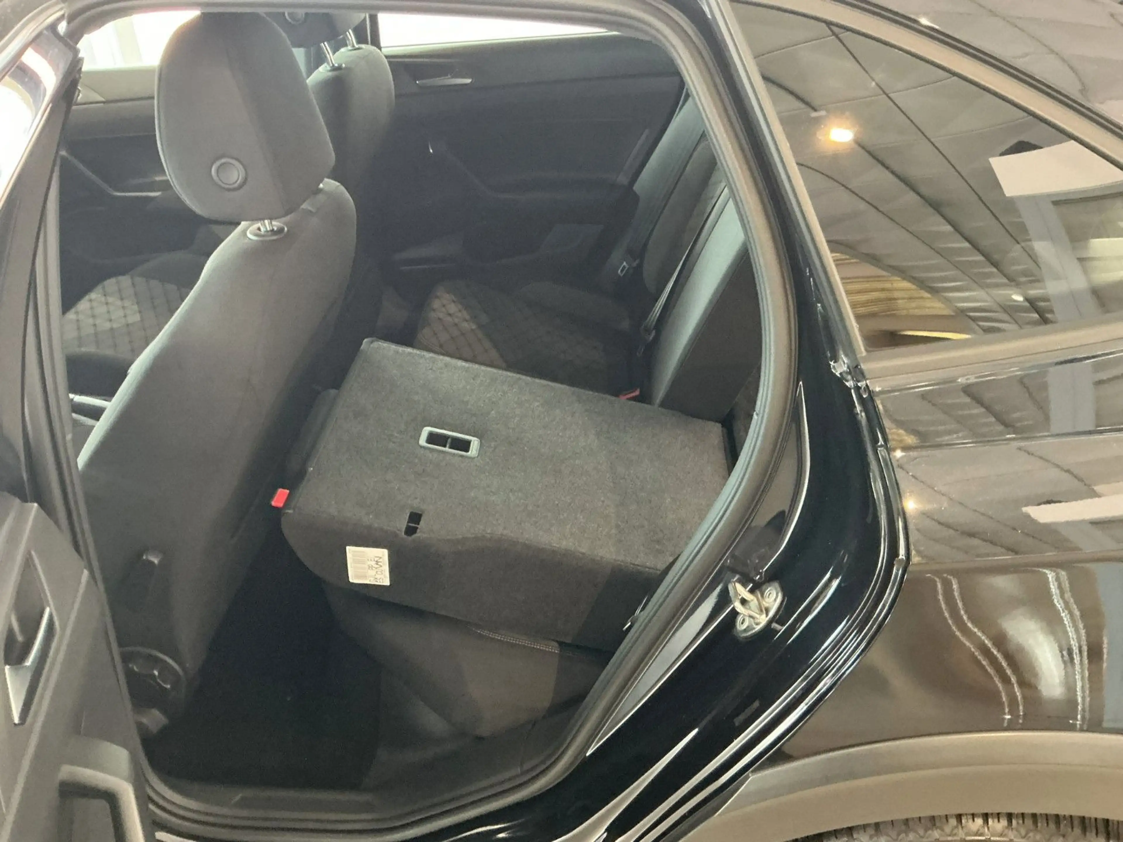Volkswagen Taigo 1.0 TSI R-Line DSG | IQ.LIGHT | ACC | Sitz — photo 15