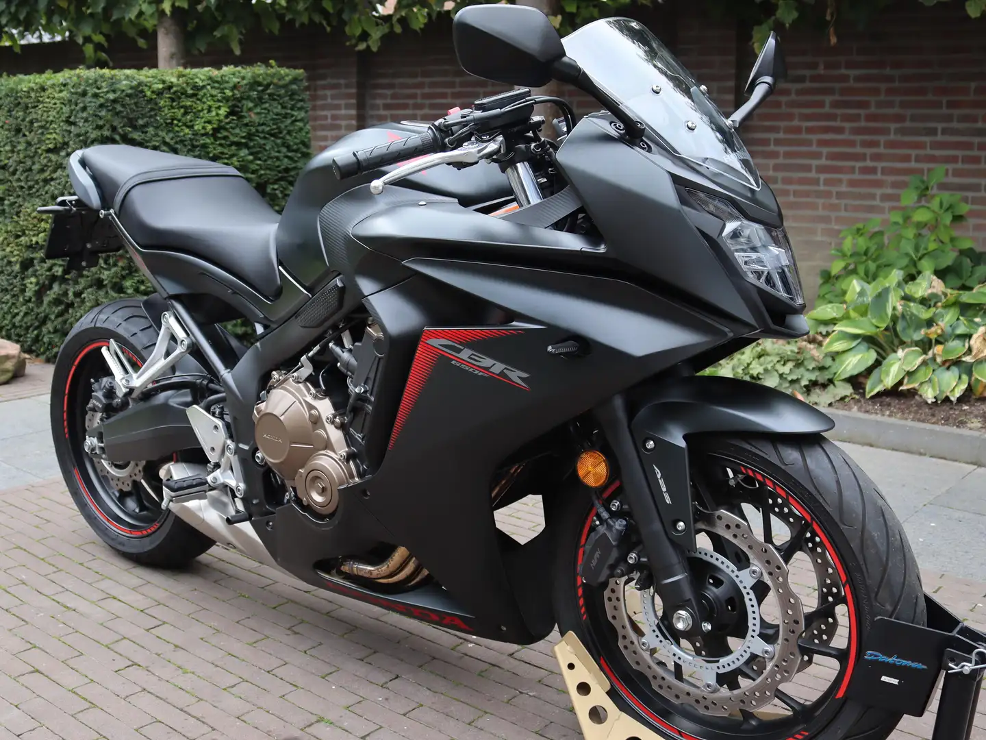 Honda CBR 650 CBR 650F - Lage KM-Stand!- Nieuwstaat! Zwart - 1