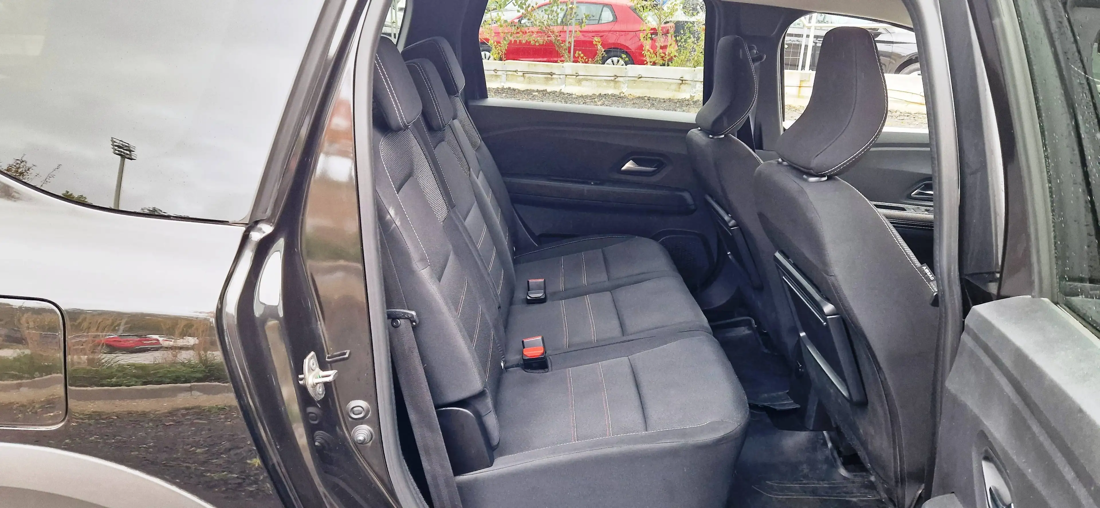 Dacia Jogger Extreme+/1Hand/Navi/Rückfahrcamera/Finanzierung ab 6,99%/Eu6 — photo 13