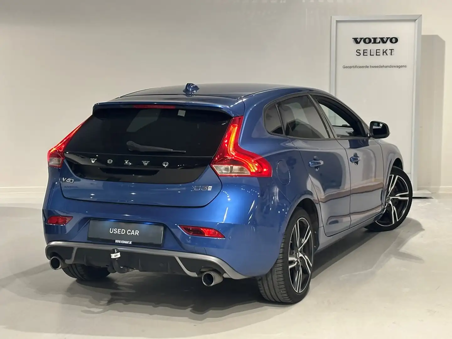 Volvo V40 D3 R Design Niebieski - 2