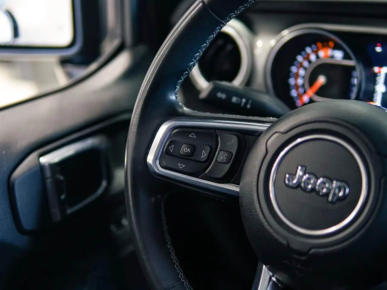 Jeep Wrangler снимка Jeep Wrangler