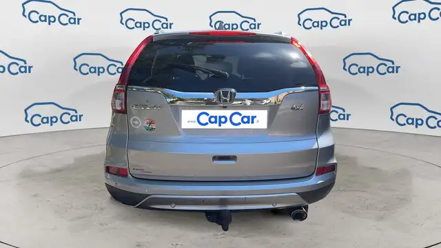 Honda CR-V view 3