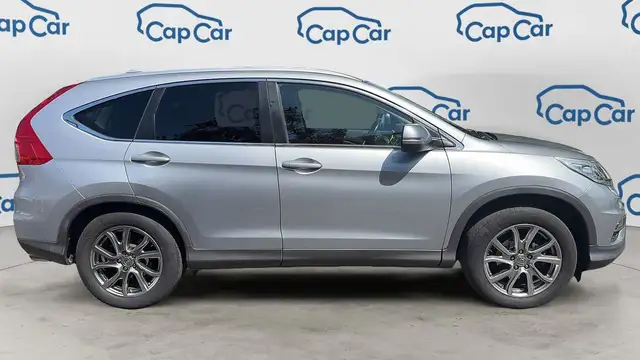 Honda CR-V view 4