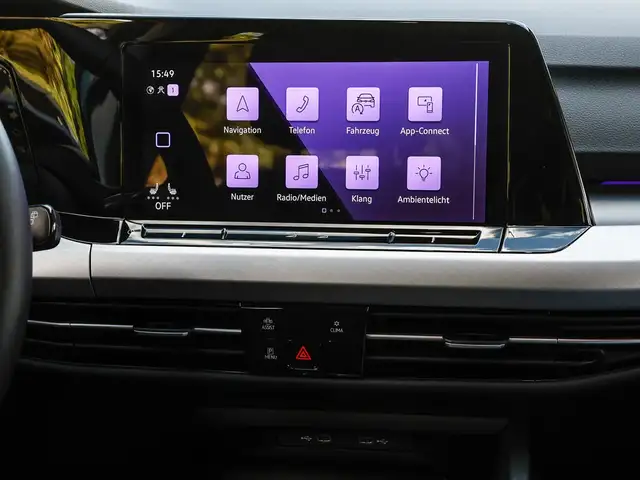 Volkswagen Golf view 13