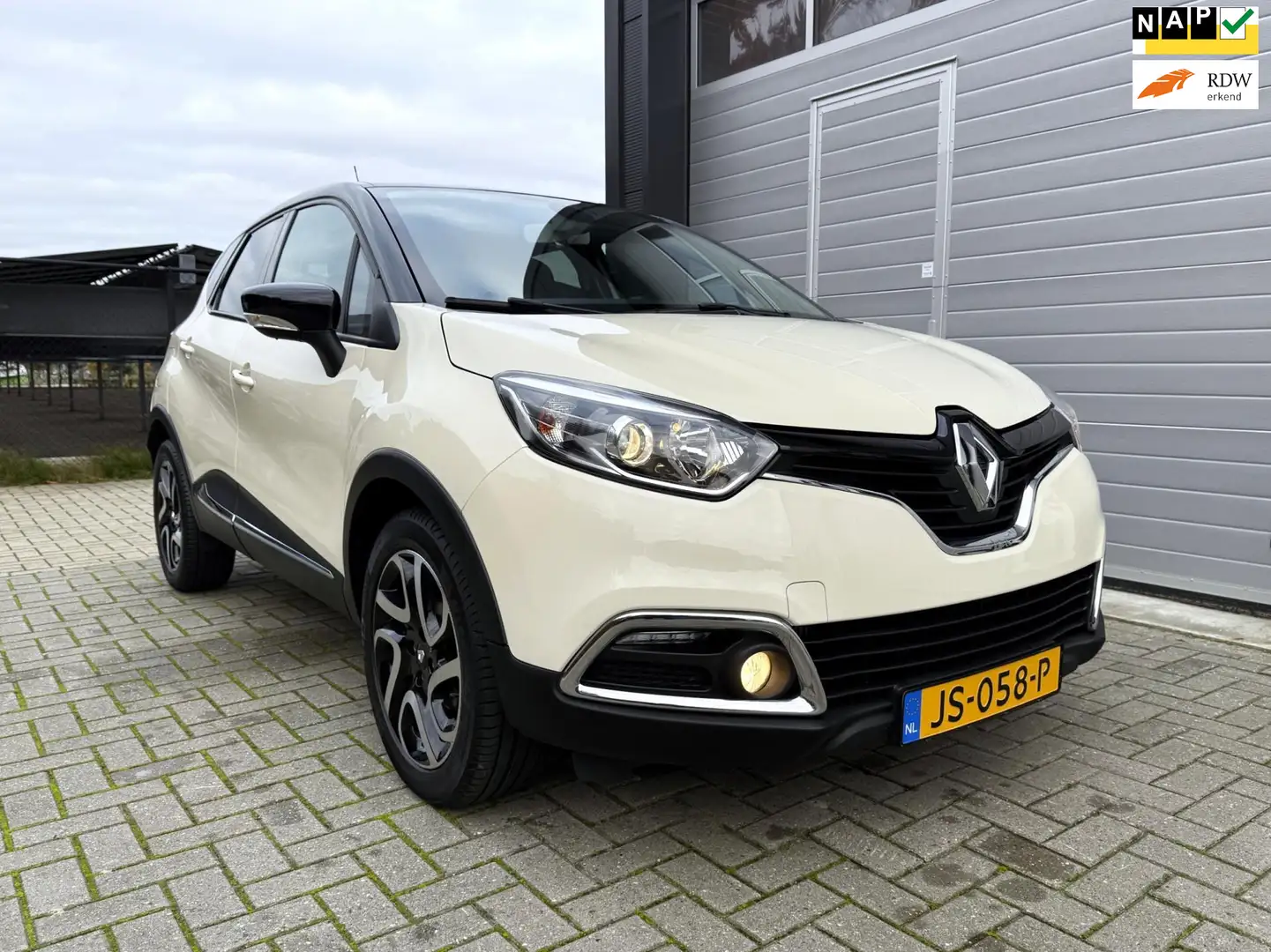 Renault Captur 0.9 TCe Dynamique - Navigatie - Achteruitrijcamera Weiß - 1