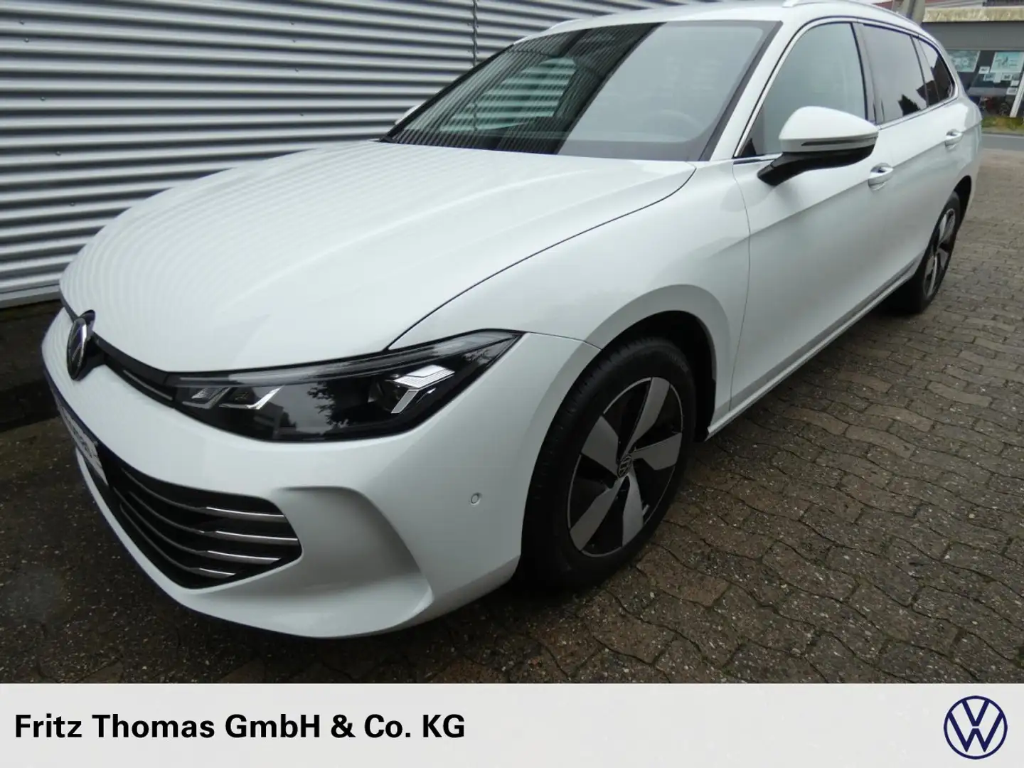 Volkswagen Passat Variant 1.5 eTSI DSG Business LED Navi HuD SHZ Klima Navi Weiß - 2