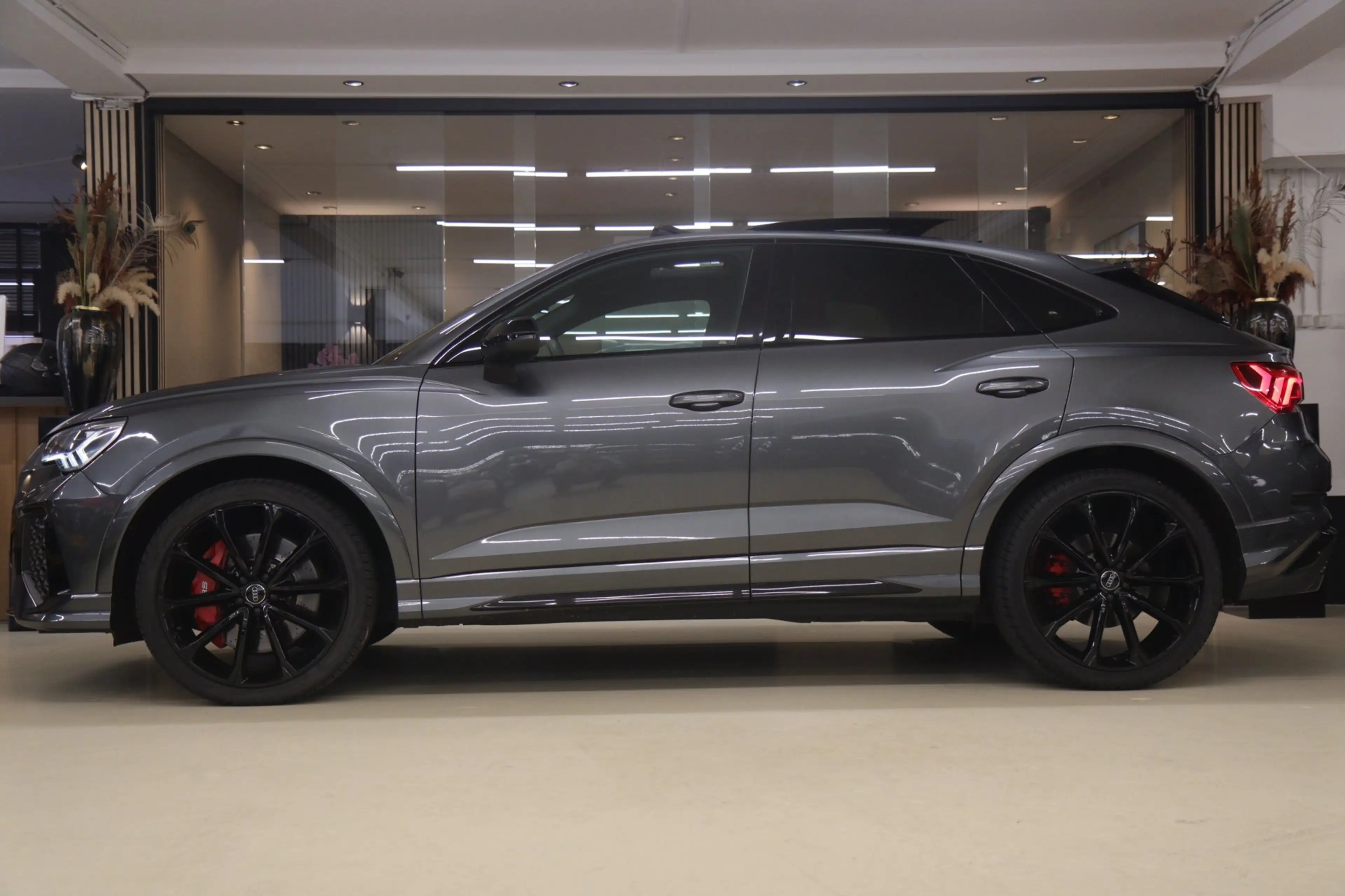 Audi RS Q3 Sportback TFSI Pano/360Cam/Carplay/RSStoelen/Blind — photo 46
