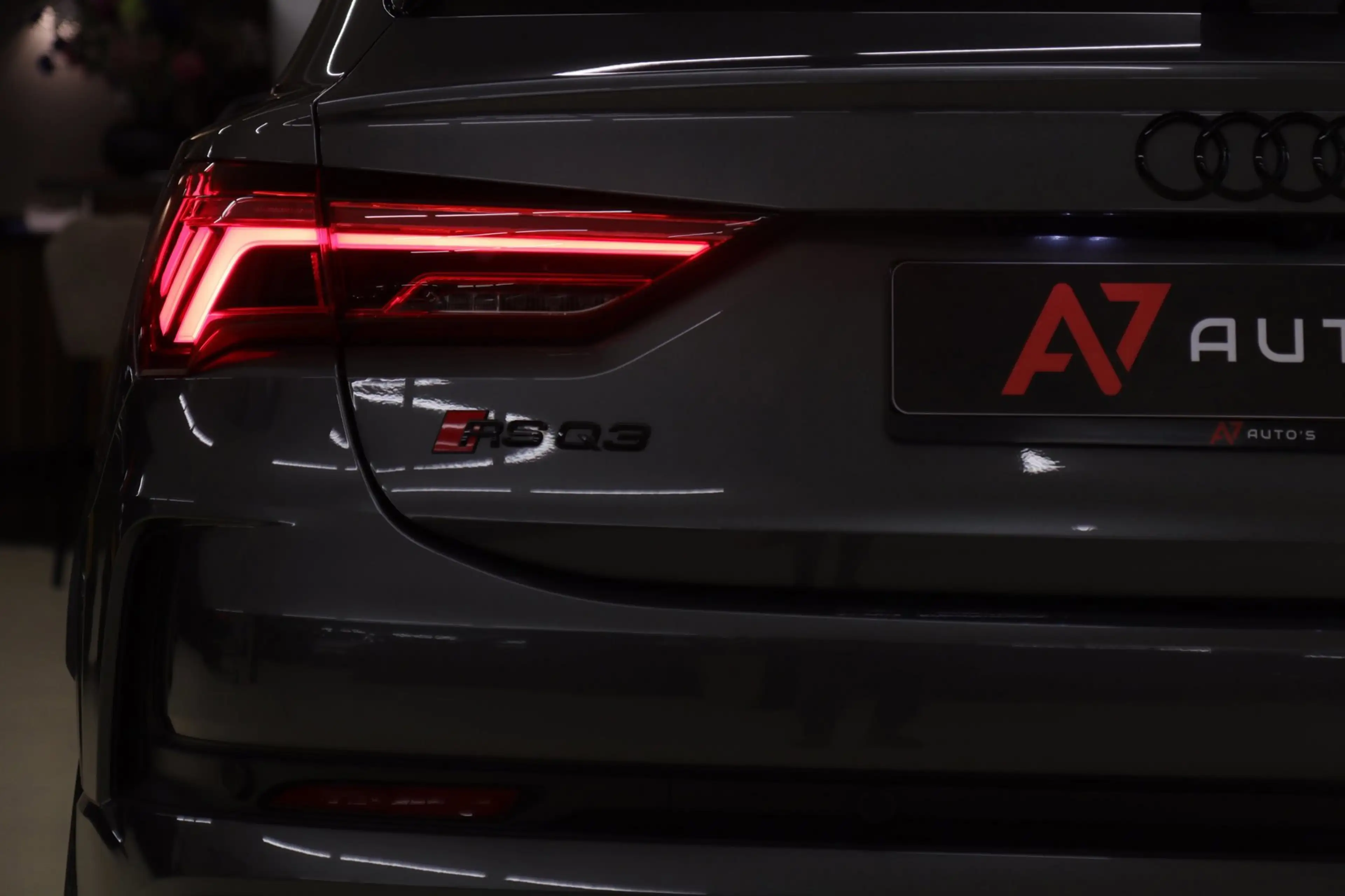 Audi RS Q3 Sportback TFSI Pano/360Cam/Carplay/RSStoelen/Blind — photo 17