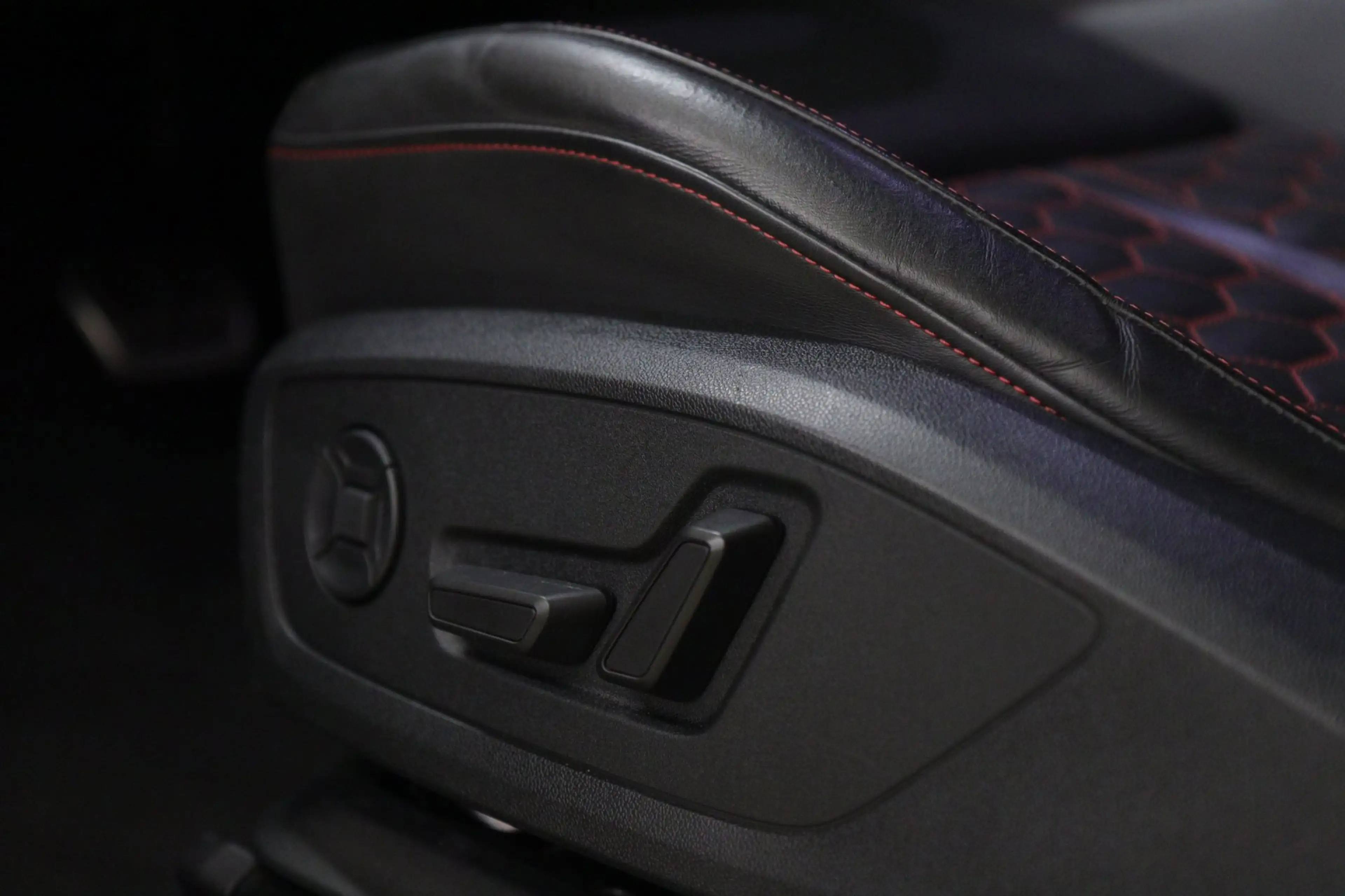 Audi RS Q3 Sportback TFSI Pano/360Cam/Carplay/RSStoelen/Blind — photo 24