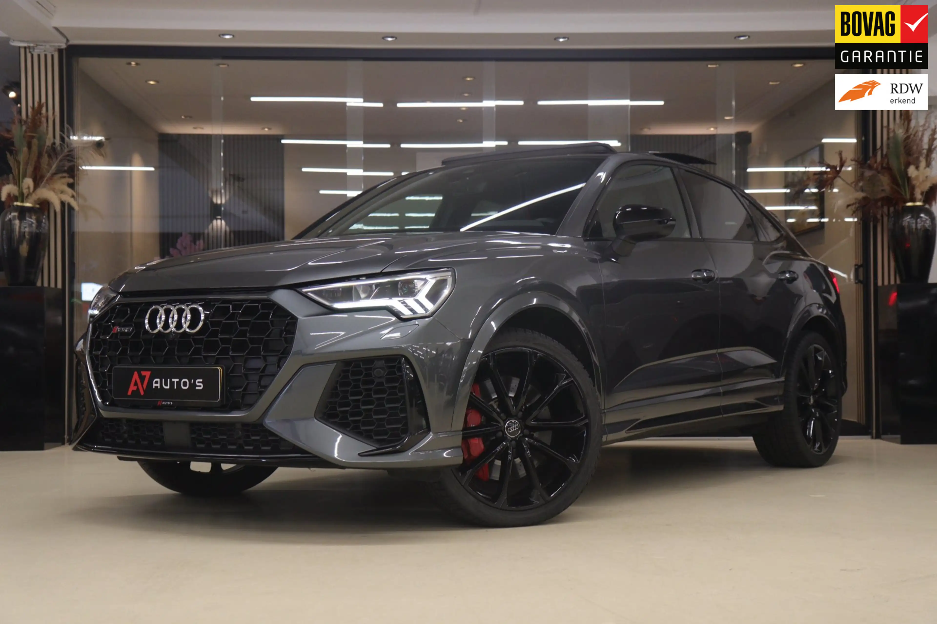 Audi RS Q3 Sportback TFSI Pano/360Cam/Carplay/RSStoelen/Blind