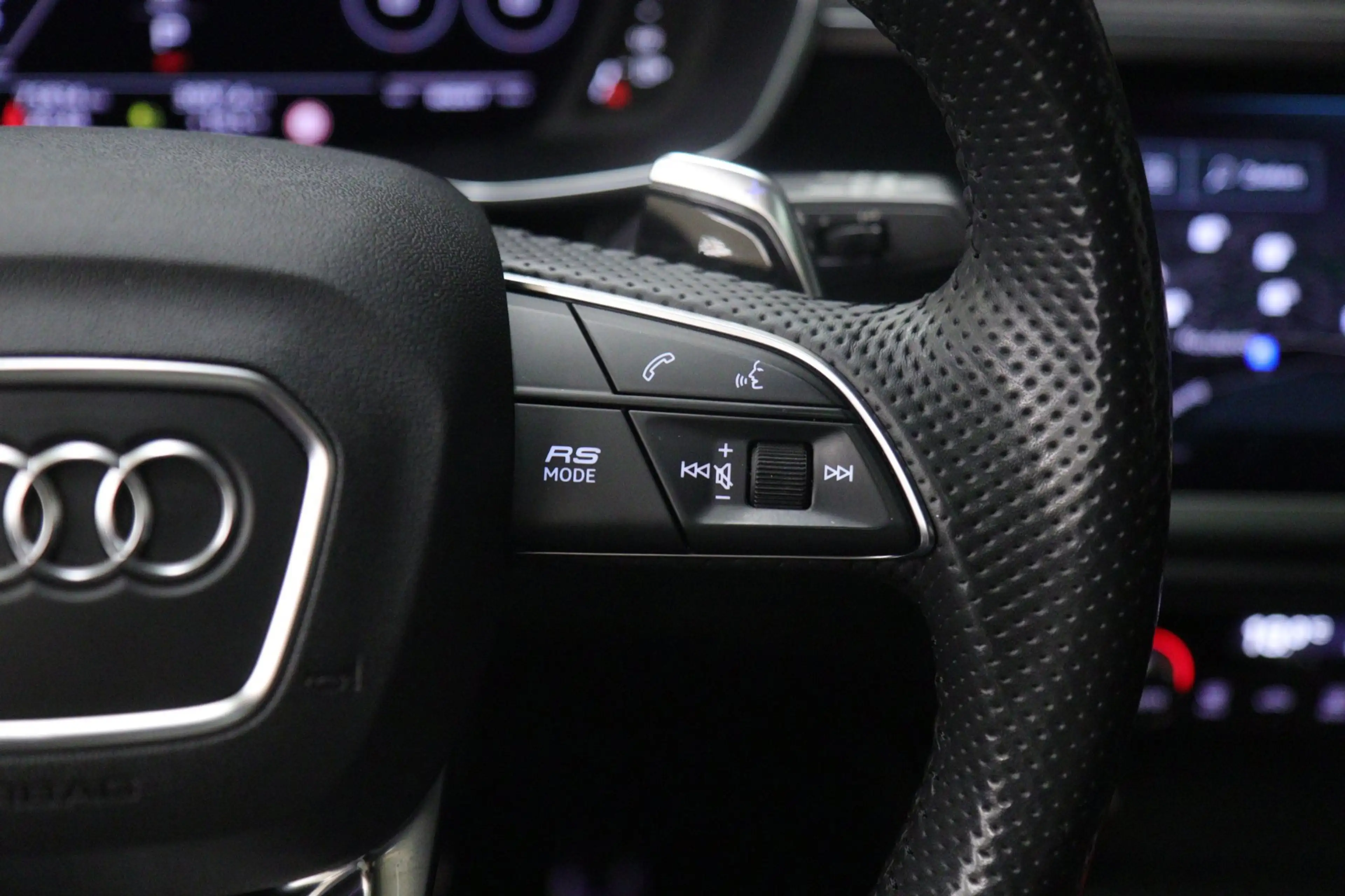 Audi RS Q3 Sportback TFSI Pano/360Cam/Carplay/RSStoelen/Blind — photo 13