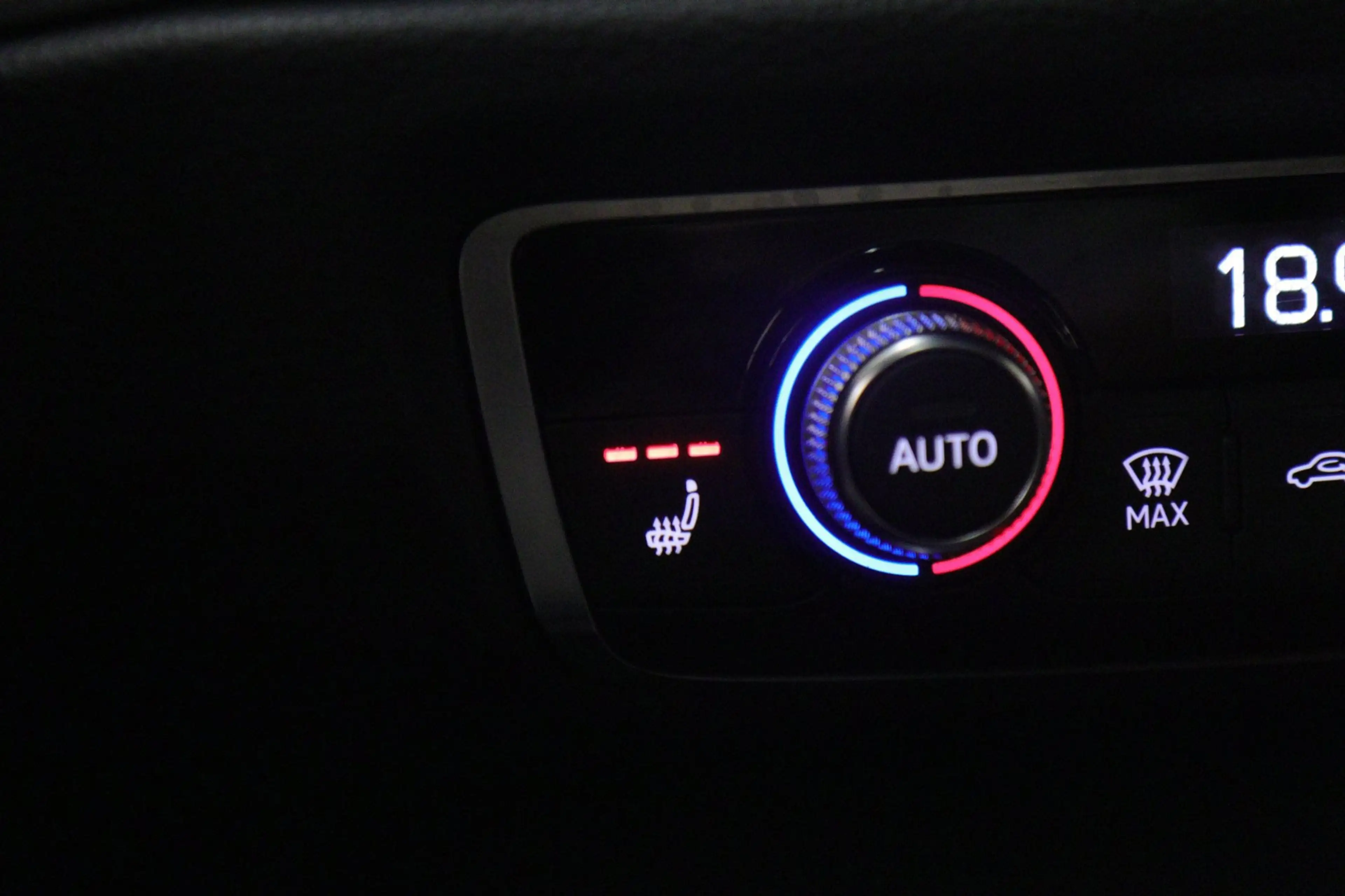 Audi RS Q3 Sportback TFSI Pano/360Cam/Carplay/RSStoelen/Blind — photo 26