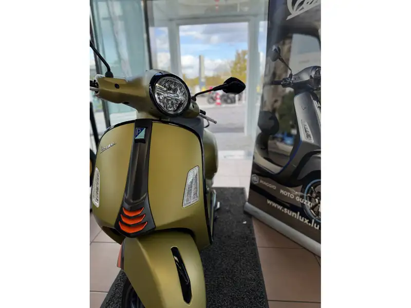 Vespa GTS Super Sport 310 - foto 5