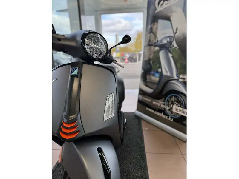 Vespa GTS Super Sport 310 - foto 4