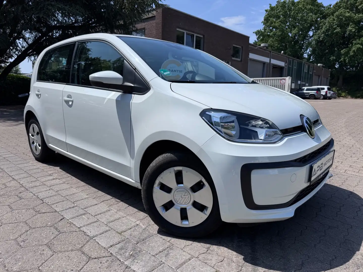 Volkswagen up! UP! KLIMA KAMERA TEMPOMAT PDC 8xBEREIFT 1.HAND Weiß - 1
