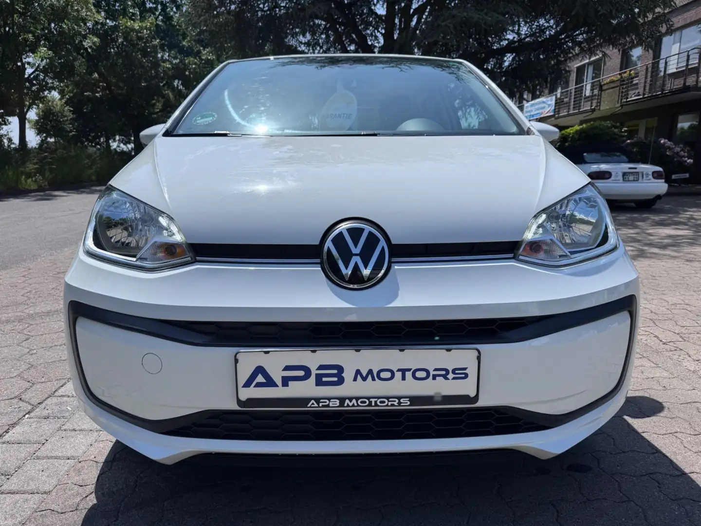 Volkswagen up! UP! KLIMA KAMERA TEMPOMAT PDC 8xBEREIFT 1.HAND Weiß - 2