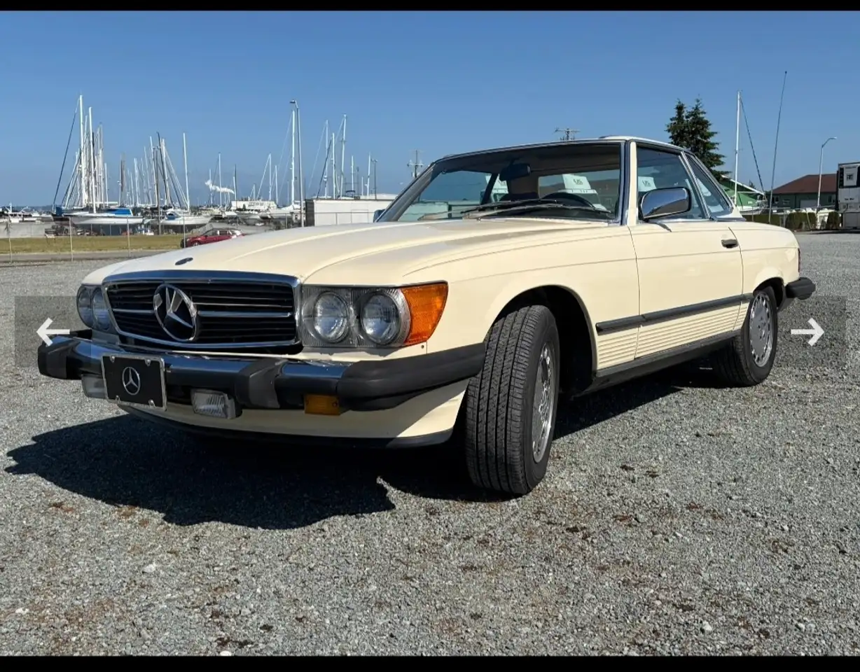 Mercedes-Benz SL 560