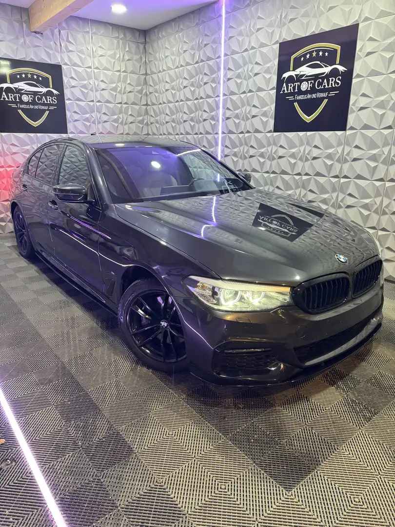 BMW 530 530 e Performance M-Sport/Ab 316 Euro im Monat Grau - 1