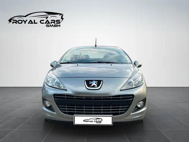 Peugeot 207 CC view 2