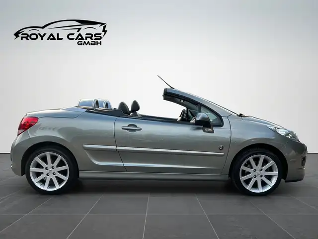 Peugeot 207 CC view 9