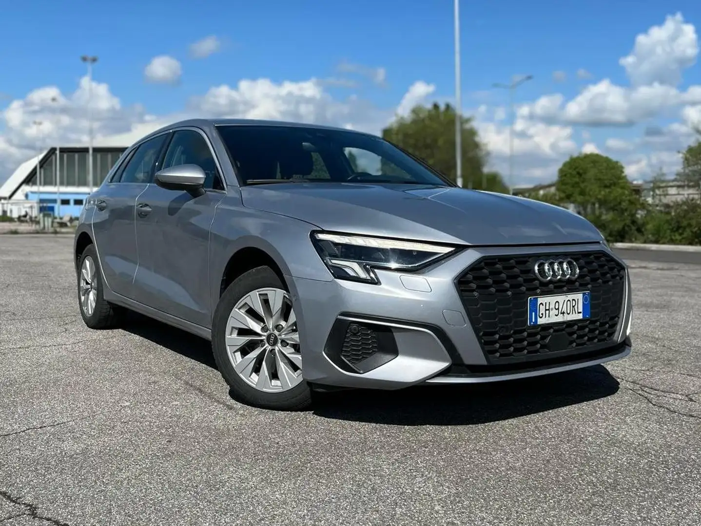 Audi A3 A3 Sportback 35 1.5 TFSI mhev Gris - 1