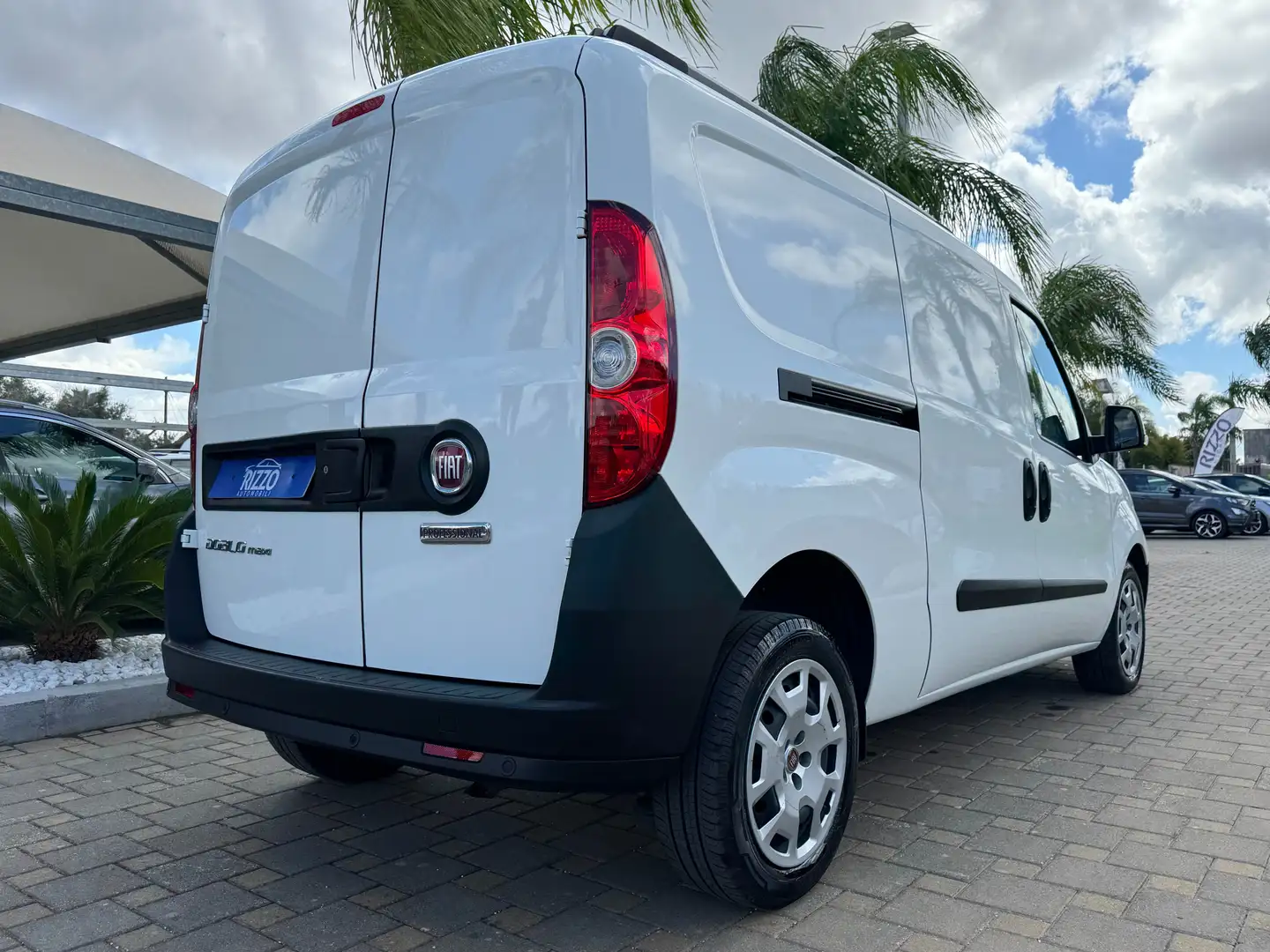 Fiat Doblo MAXI 1.6MJT 105CV 3 POSTI CARGO L2H1 Bianco - 2