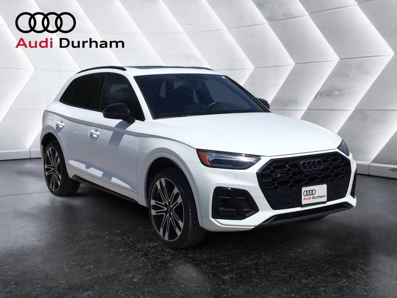 Audi SQ5 снимка Audi SQ5