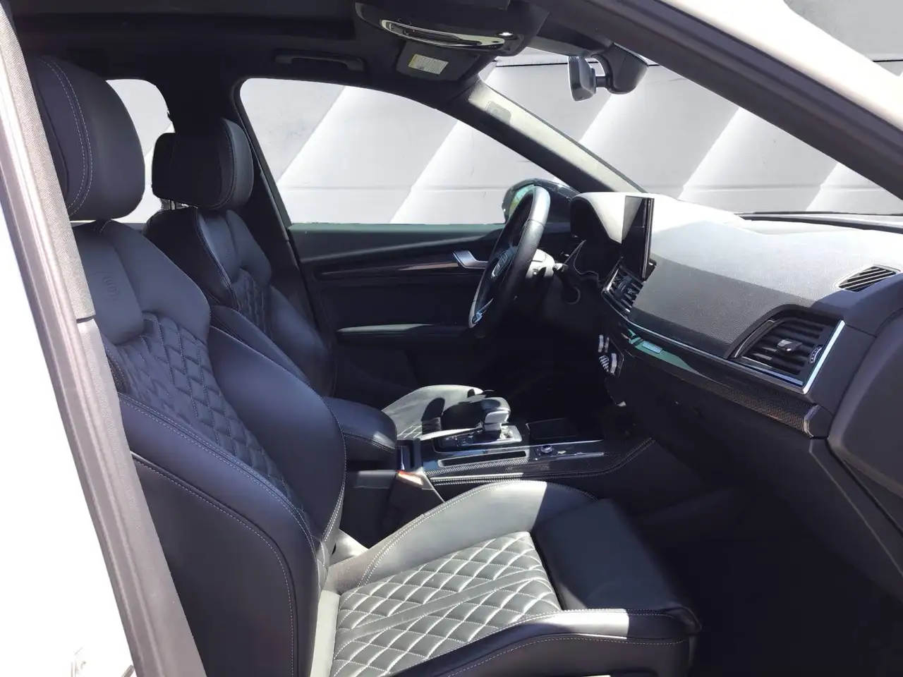 Audi SQ5 снимка Audi SQ5