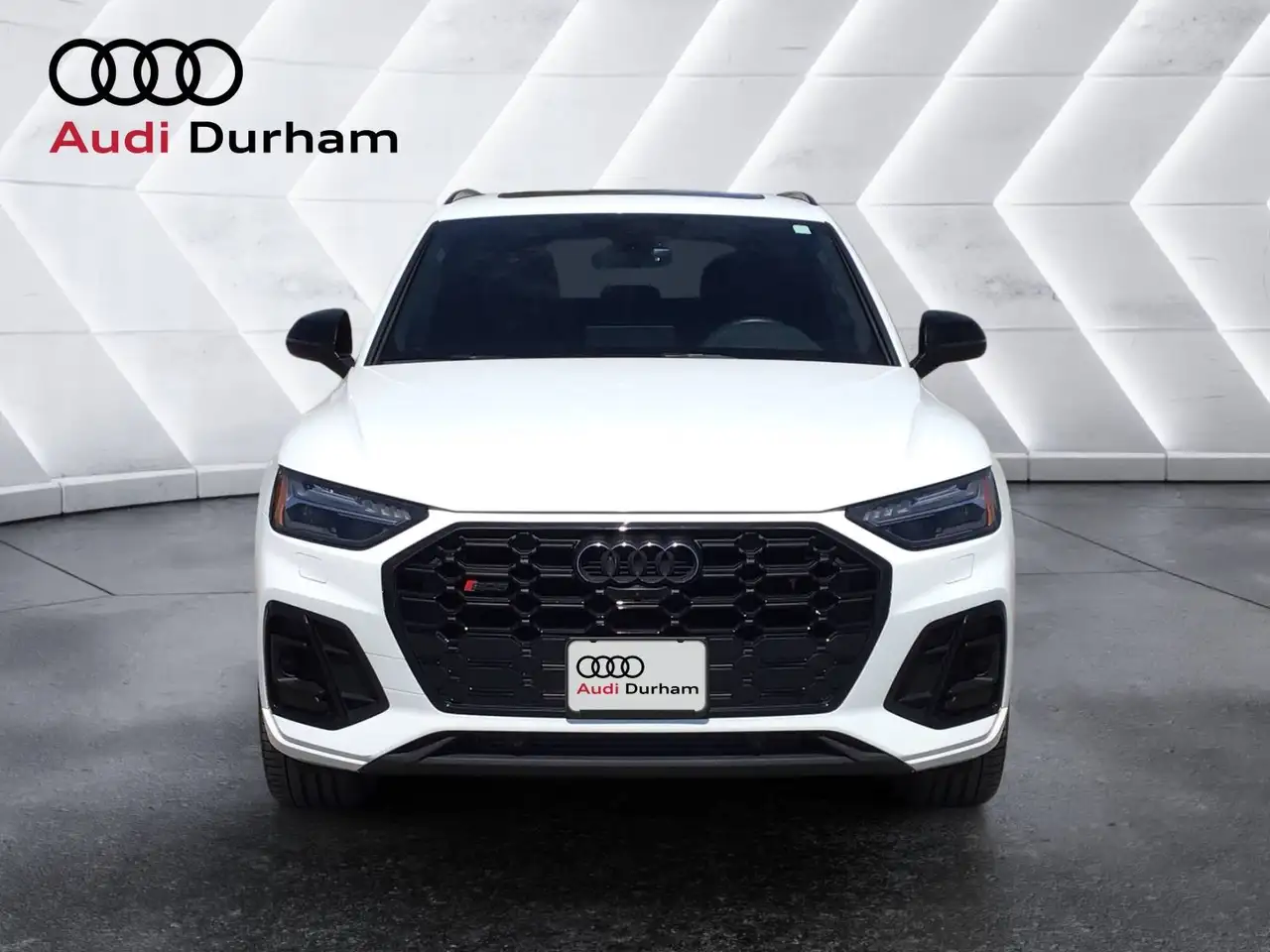 Audi SQ5 снимка Audi SQ5