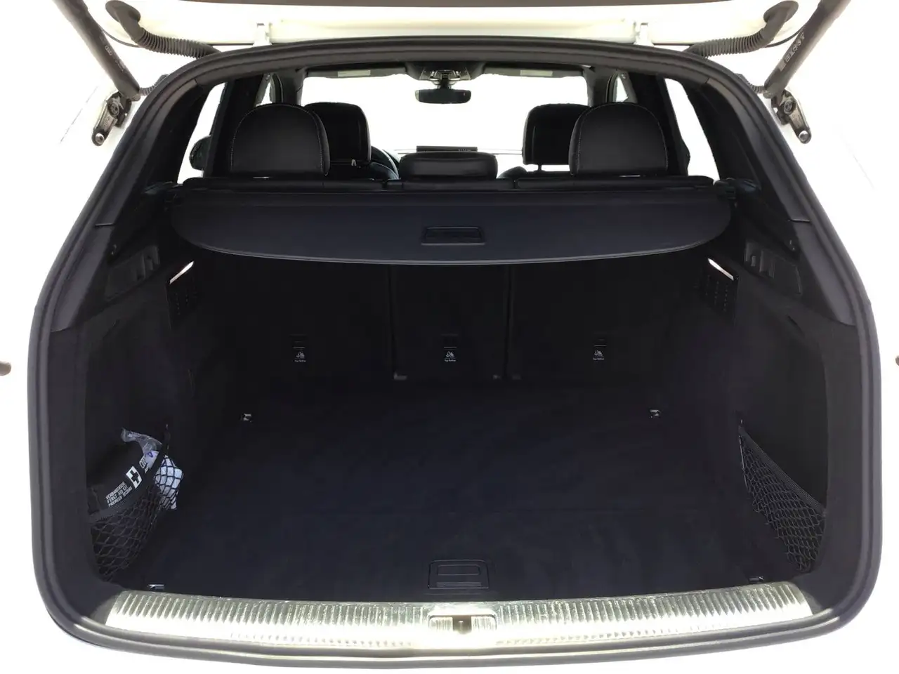 Audi SQ5 снимка Audi SQ5