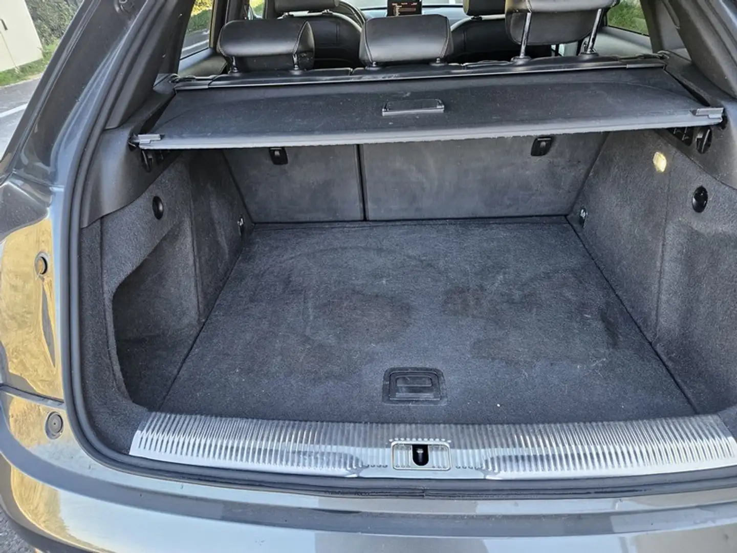 Audi Q3 2.0 TDI 184 ch S tronic 7 S line Int Ext Phare Full Led Quattro  y - 2